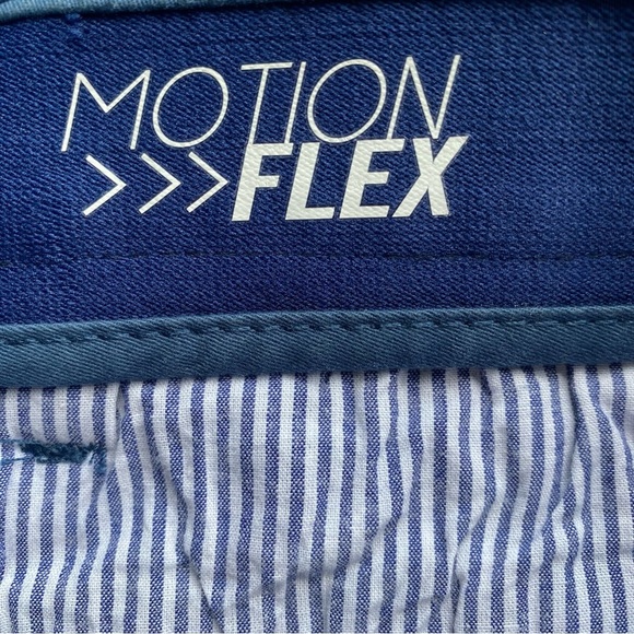 Crown and Ivy men’s navy motion flex SOFT Chino shorts size 34 - Picture 4 of 7